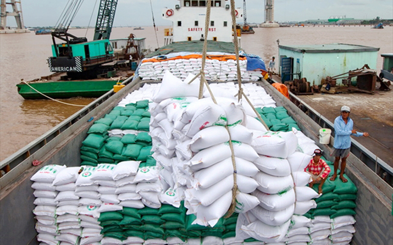 Việt Nam xuất khẩu hơn 20.000 tấn gạo